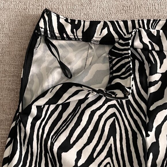 Shein Womens Zebra Print Flare Bell Bottom-Sides Zip Pants Size S‎ (4) Stretch - Picture 6 of 8